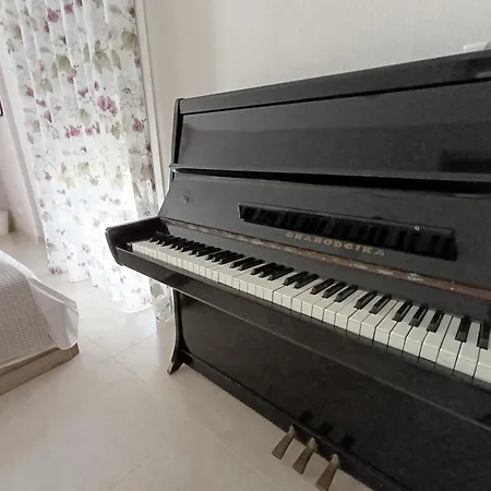Breeze - Cozy Beachfront Lux - Listen Piano & The Waves Dom wakacyjny Flogita