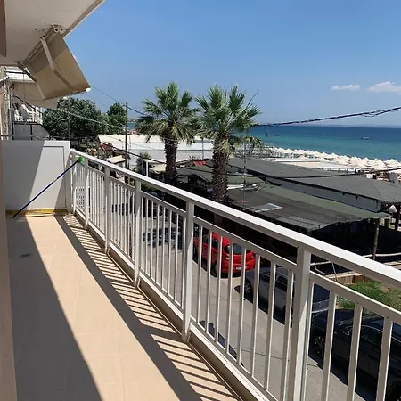 Breeze - Cozy Beachfront Lux - Listen Piano & The Waves *
