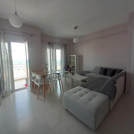 Breeze - Cozy Beachfront Lux - Listen Piano & The Waves