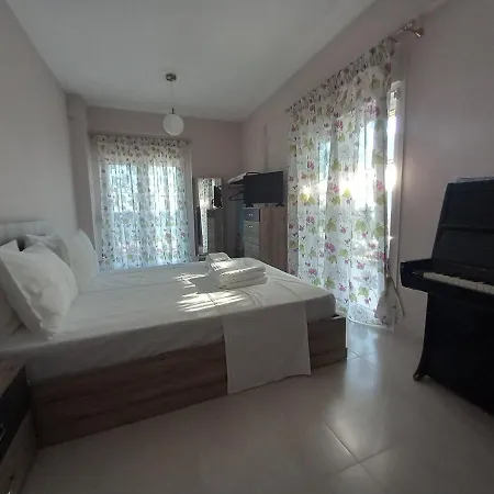 Vakantiehuis Breeze - Cozy Beachfront Lux - Listen Piano & The Waves
