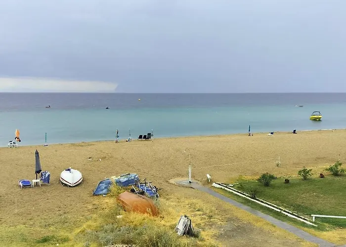 Breeze - Cozy Beachfront Lux - Listen Piano & The Waves