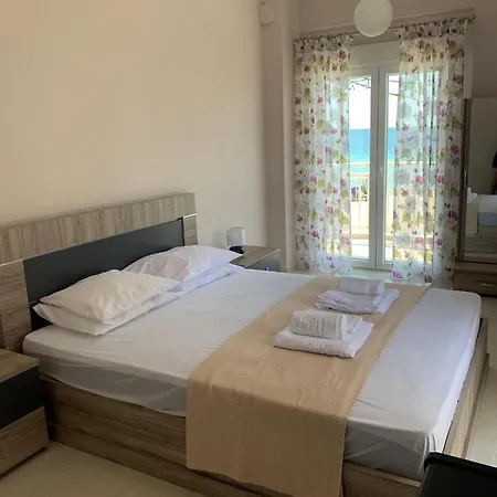 Breeze - Cozy Beachfront Lux - Listen Piano & The Waves Vakantiehuis *