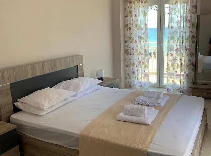 Breeze Lux Halkidiki -beachfront - Listen Piano & The Waves 度假居 *