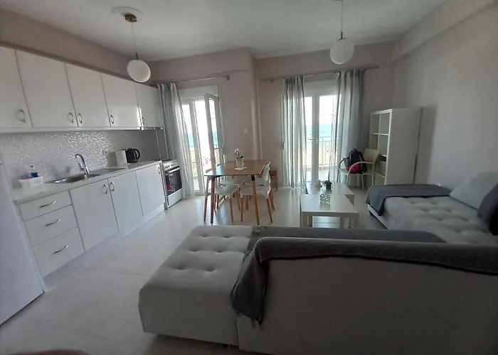 Breeze Lux Halkidiki -beachfront - Listen Piano & The Waves 弗洛伊塔