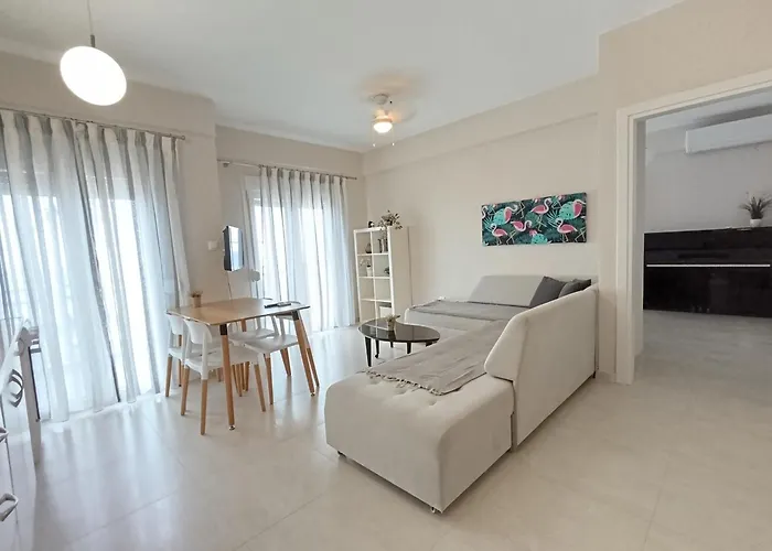 Breeze Lux Halkidiki -beachfront - Listen Piano & The Waves